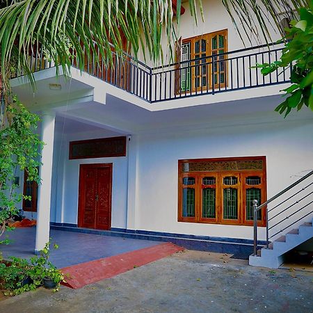 Columbus Villa Джафна Екстер'єр фото